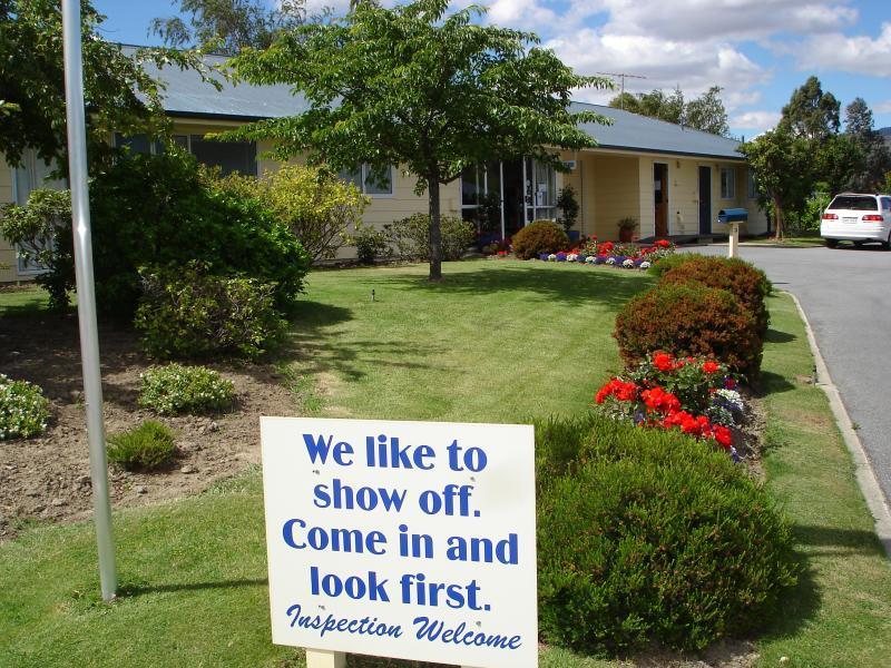 Lake Dunstan Motel Cromwell Esterno foto