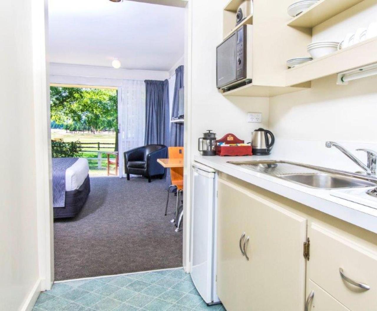 Lake Dunstan Motel Cromwell Esterno foto